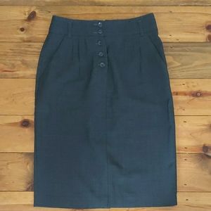 Grey pencil skirt